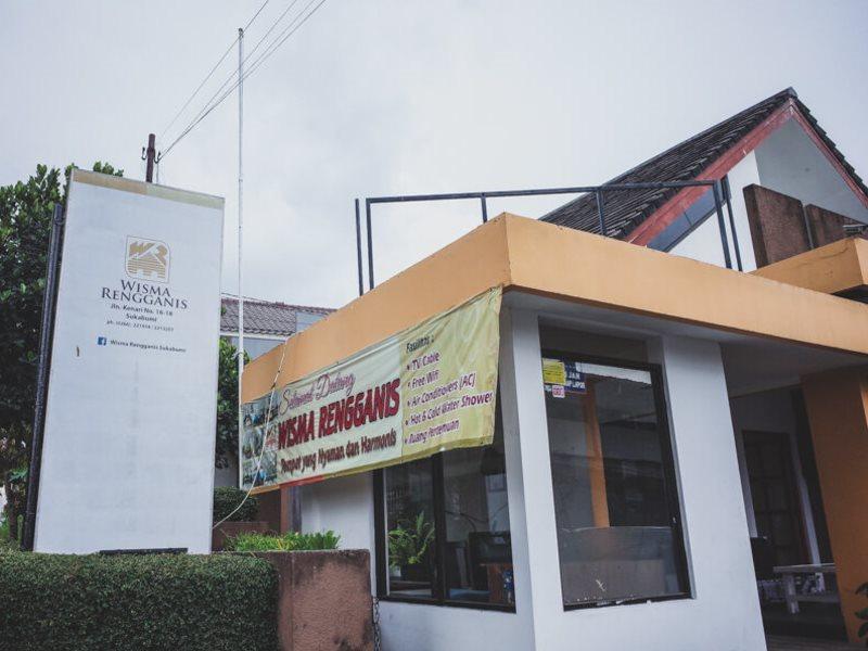 Reddoorz Near Taman Kota Lapang Merdeka Sukabumi Exterior photo